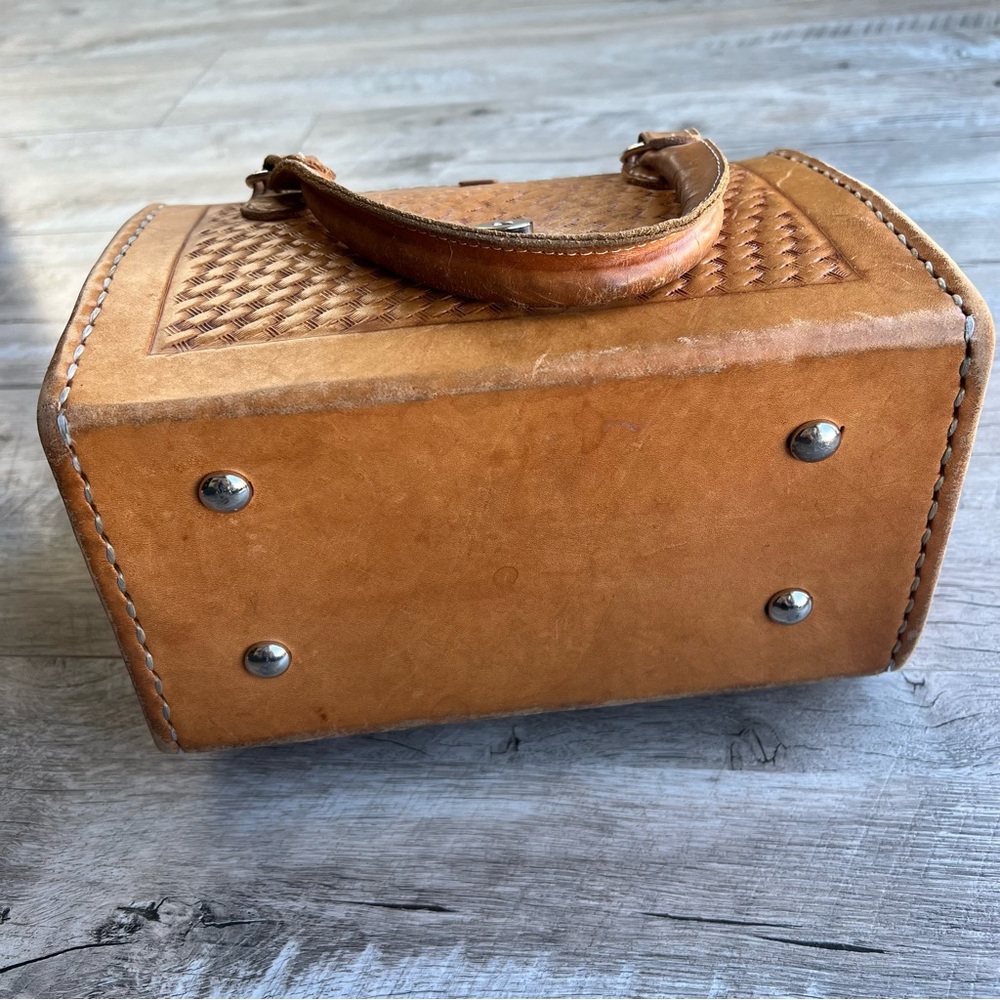 Vintage Leather Handmade Tooled Buckle Shoulder Hand Bag - Picture 11 of 14